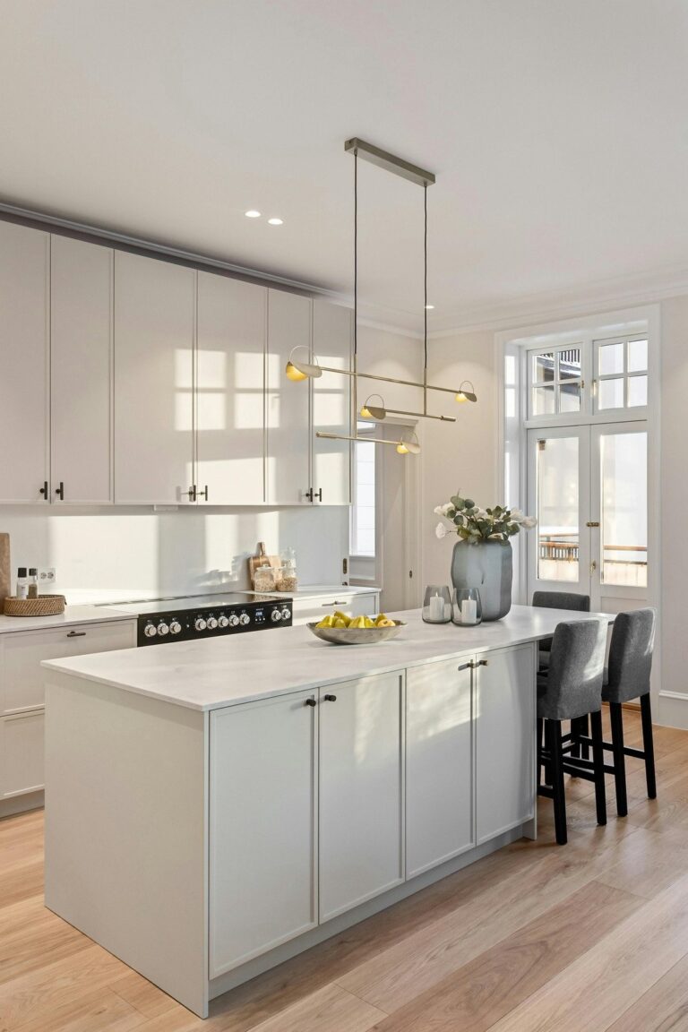 canva-island-of-the-apartment-kitchen-MAGZHVfCoic